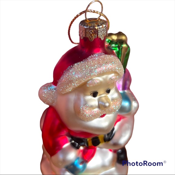 Classic Santa Christmas Glass Ornament - Picture 4 of 6